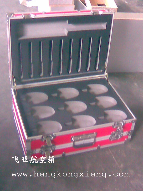 对讲机箱